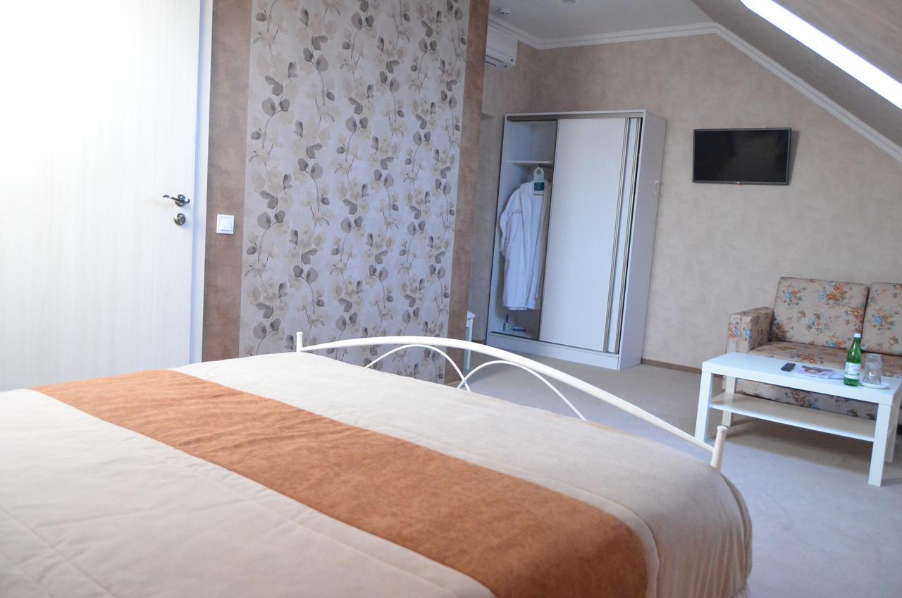 Hotel Provans *